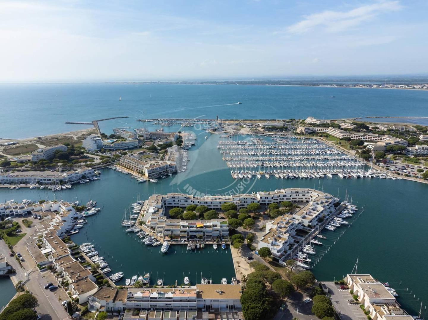 As9557 - Studio Vue Sur La Mer Avec Parking Prive Proche Centre Ville Le Grau-du-Roi Luaran gambar
